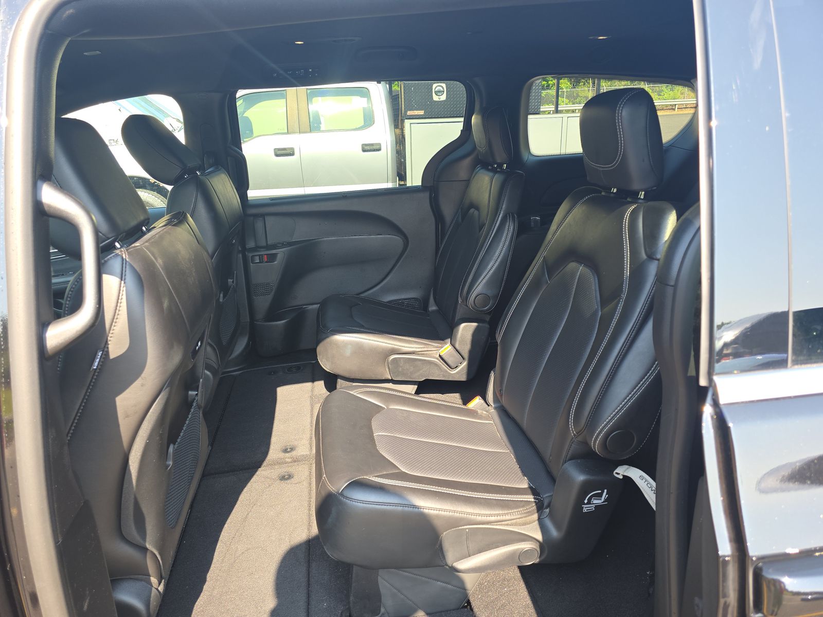 2025 Chrysler Pacifica Select FWD