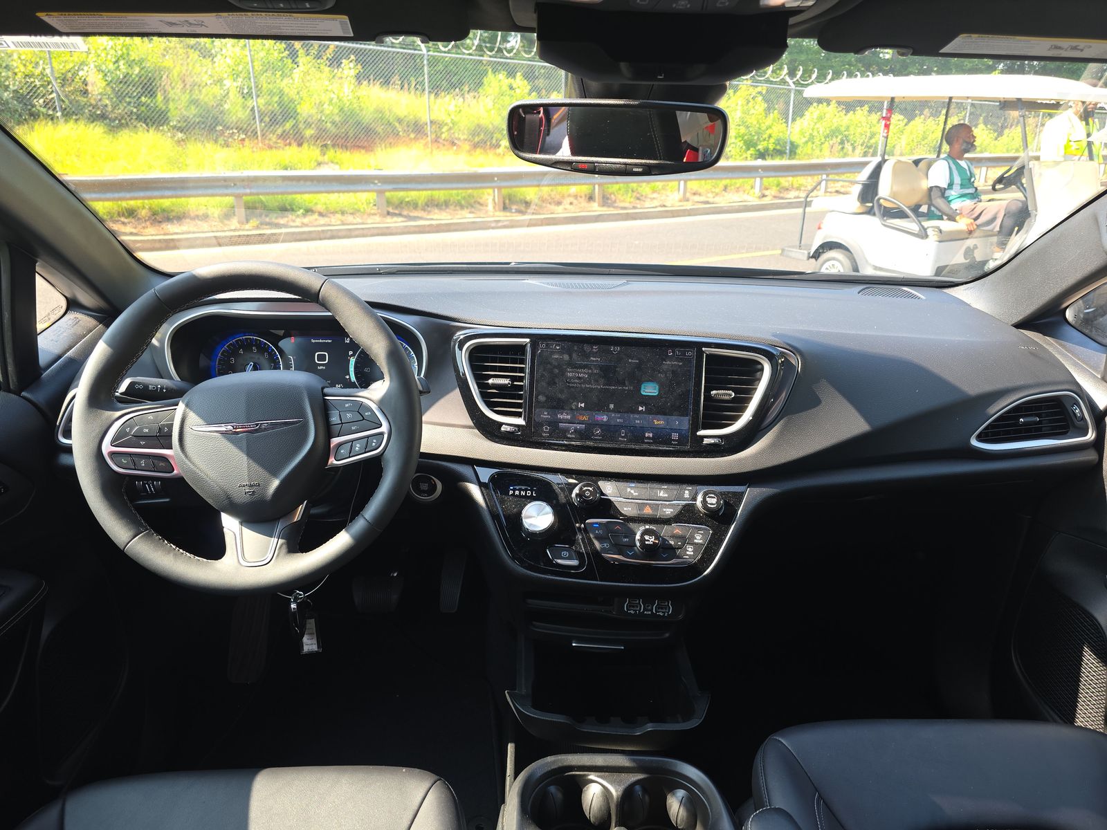 2025 Chrysler Pacifica Select FWD