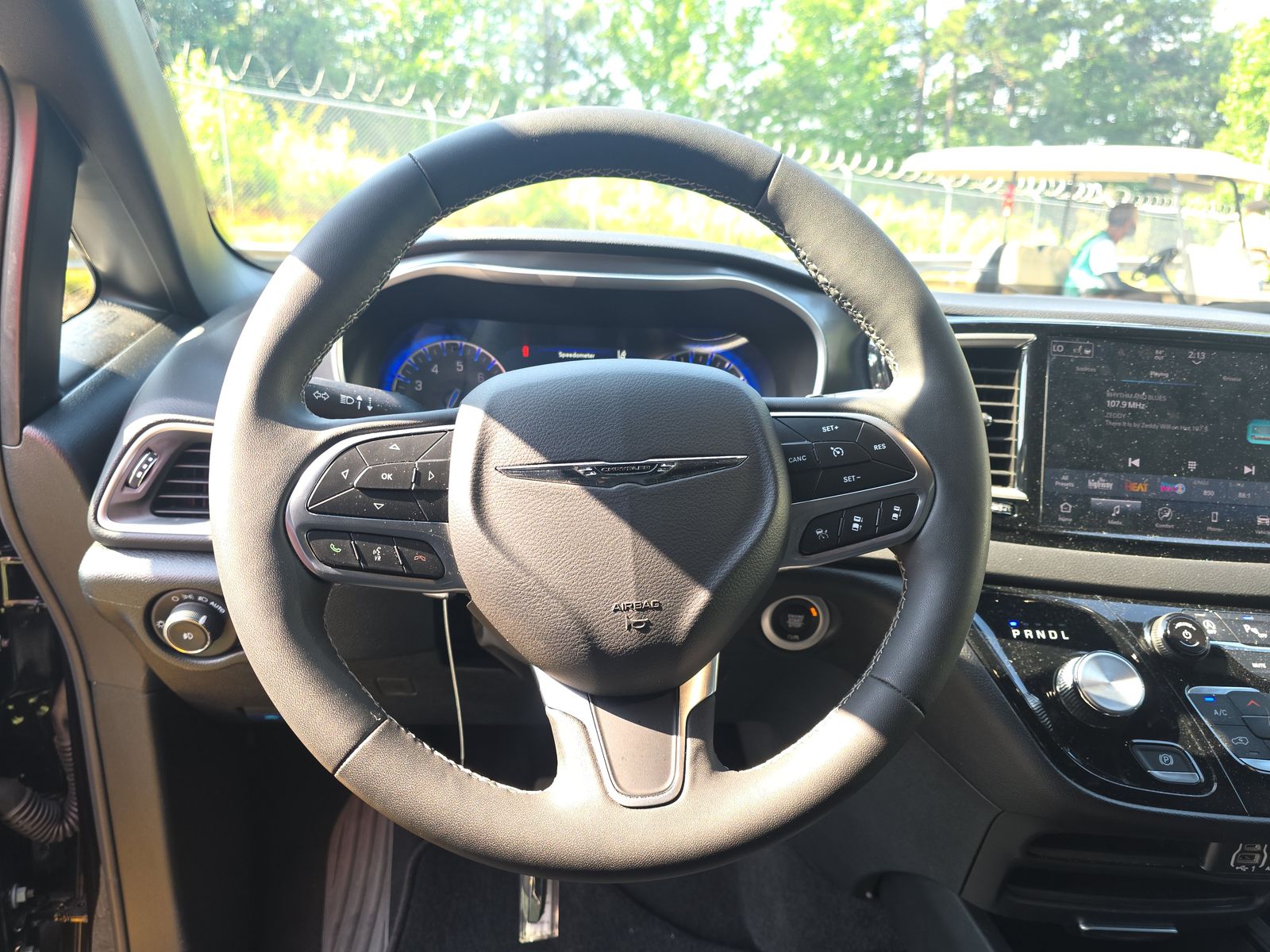 2025 Chrysler Pacifica Select FWD