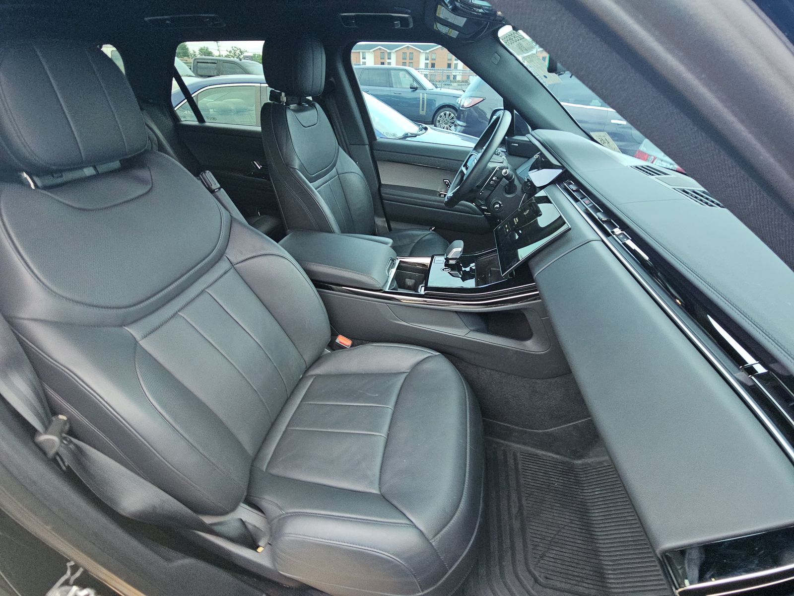 2025 Land Rover Range Rover Sport Dynamic SE AWD