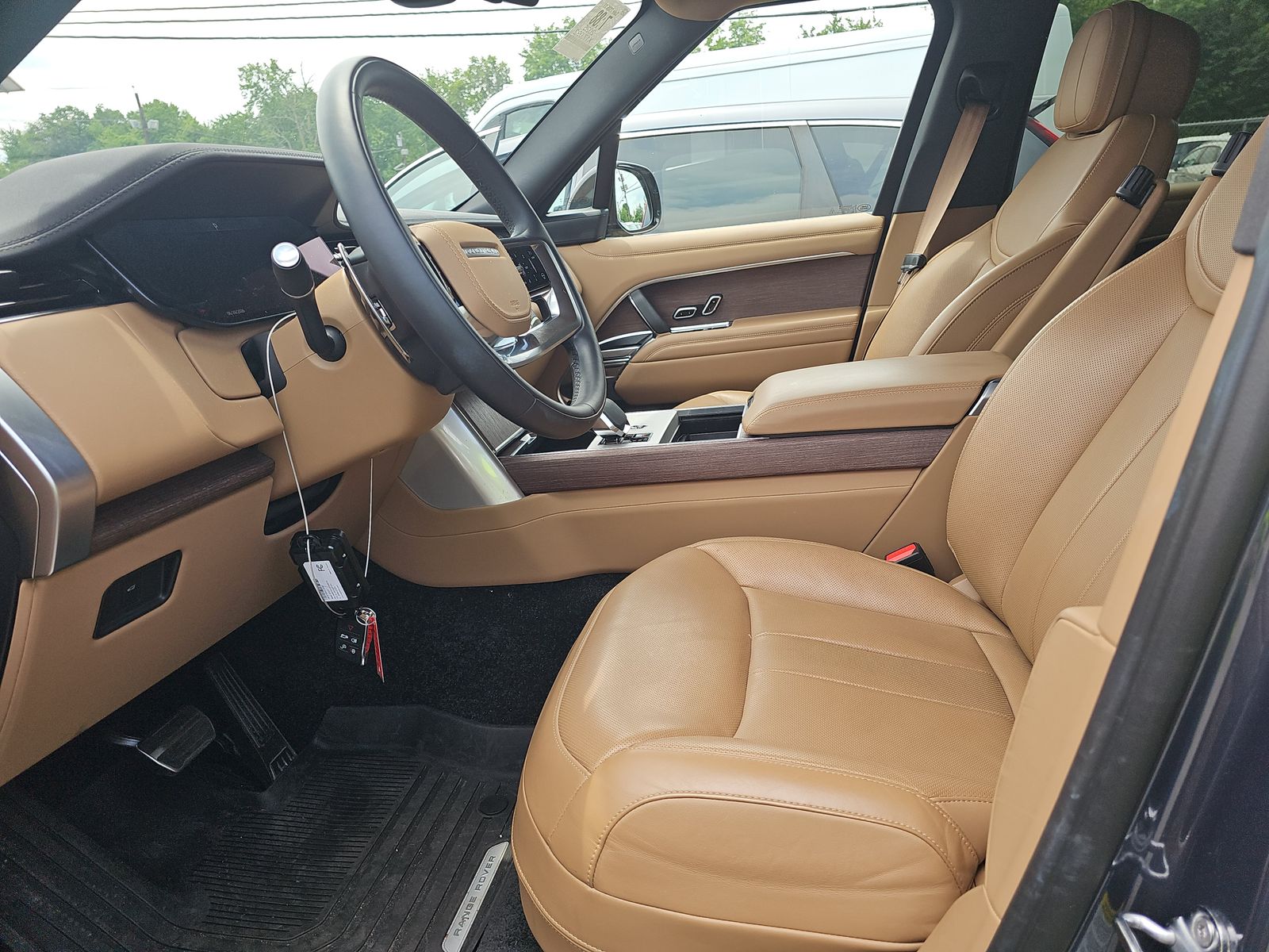2025 Land Rover Range Rover SE AWD