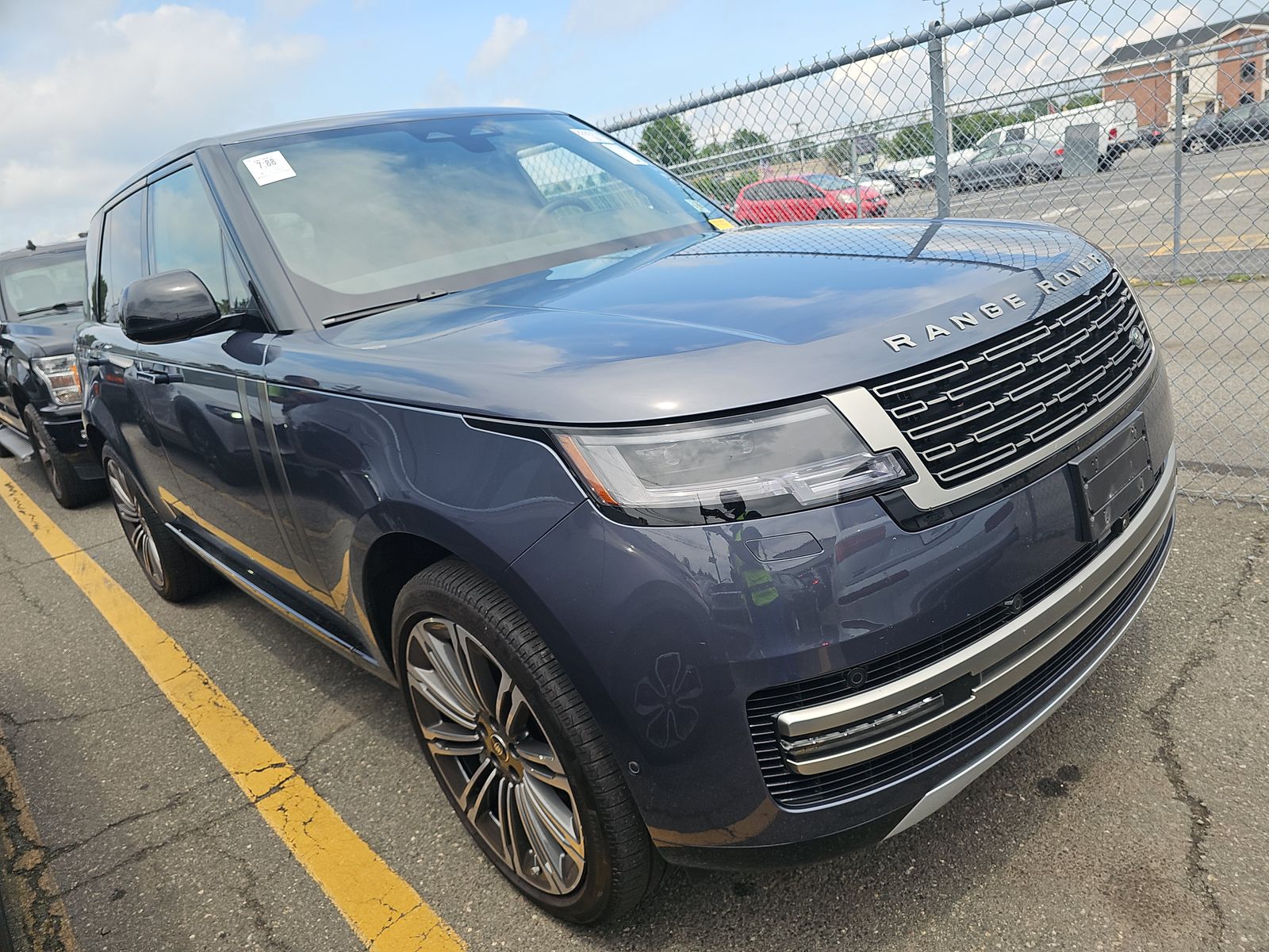 2025 Land Rover Range Rover SE AWD