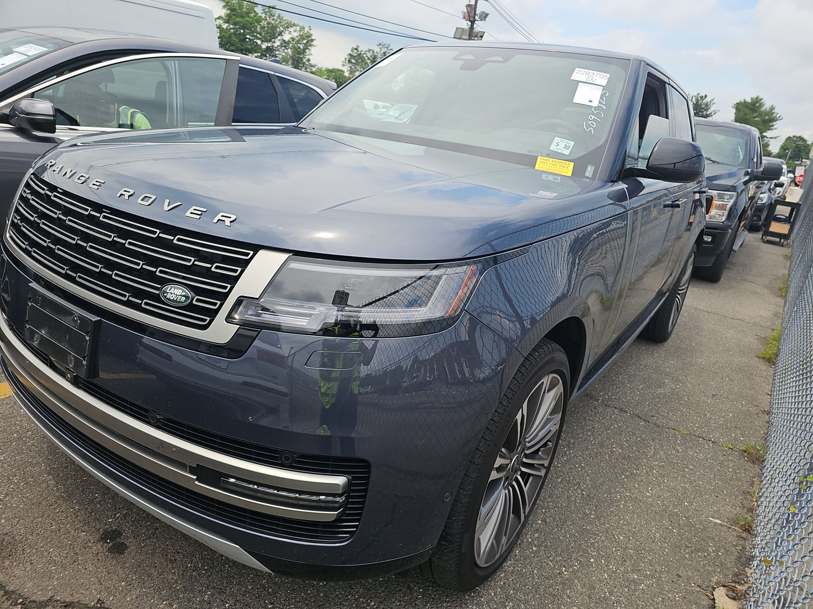 2025 Land Rover Range Rover SE AWD