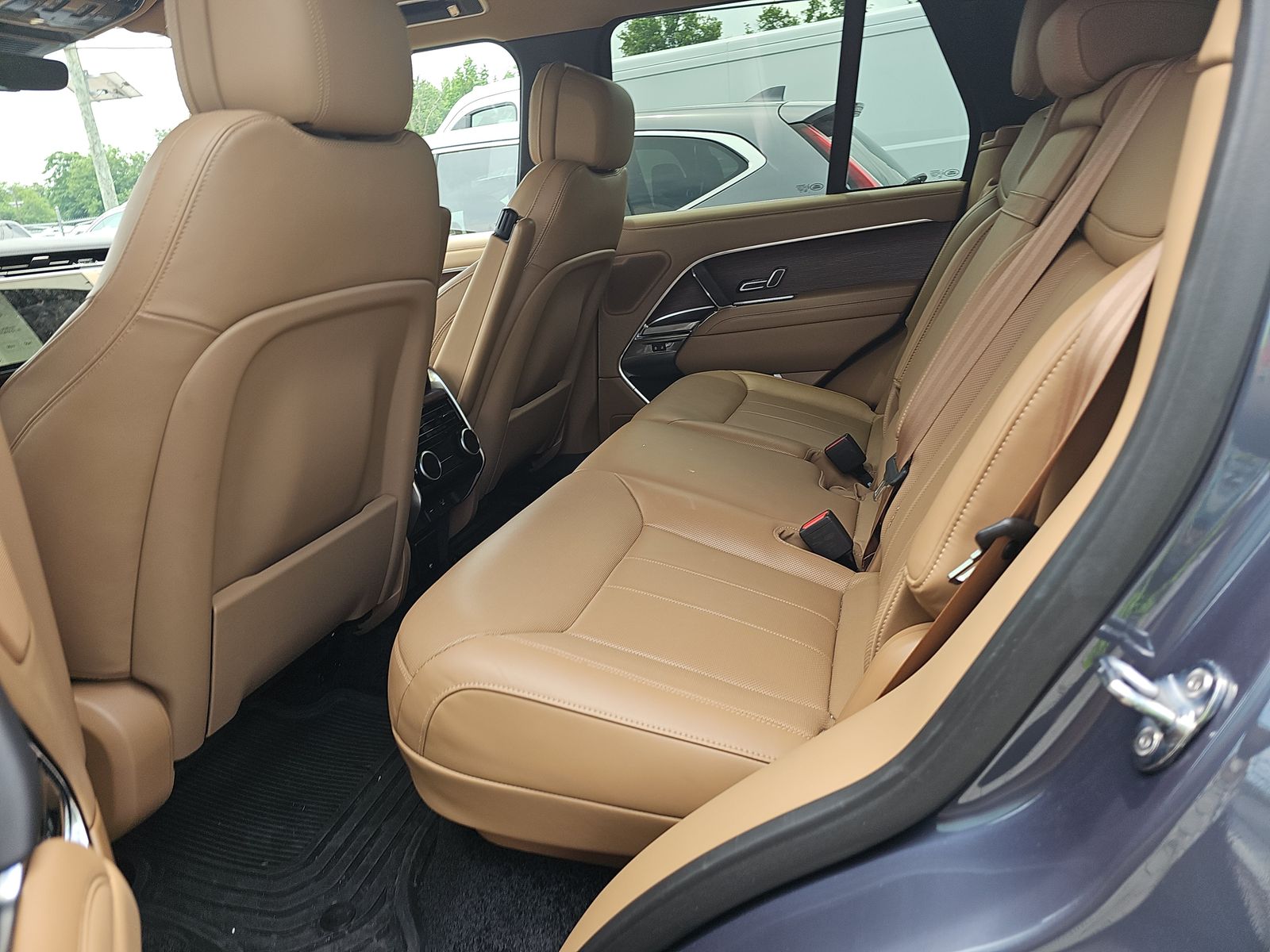 2025 Land Rover Range Rover SE AWD