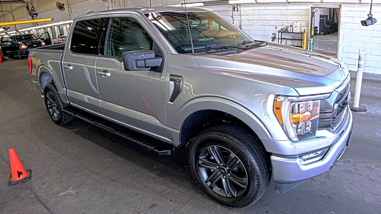 2023 Ford F-150 XLT AWD