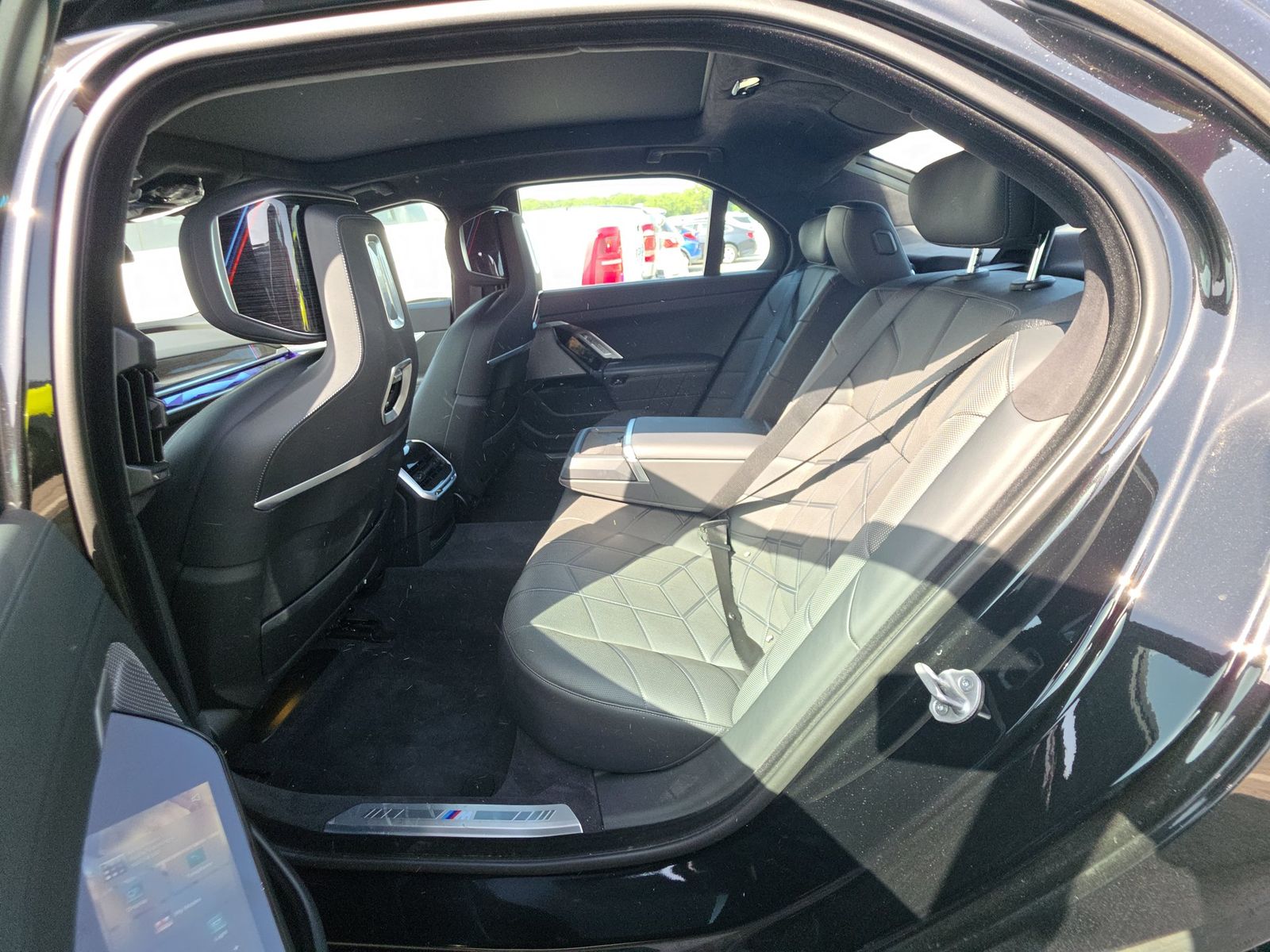 2023 BMW 7 Series 740i RWD