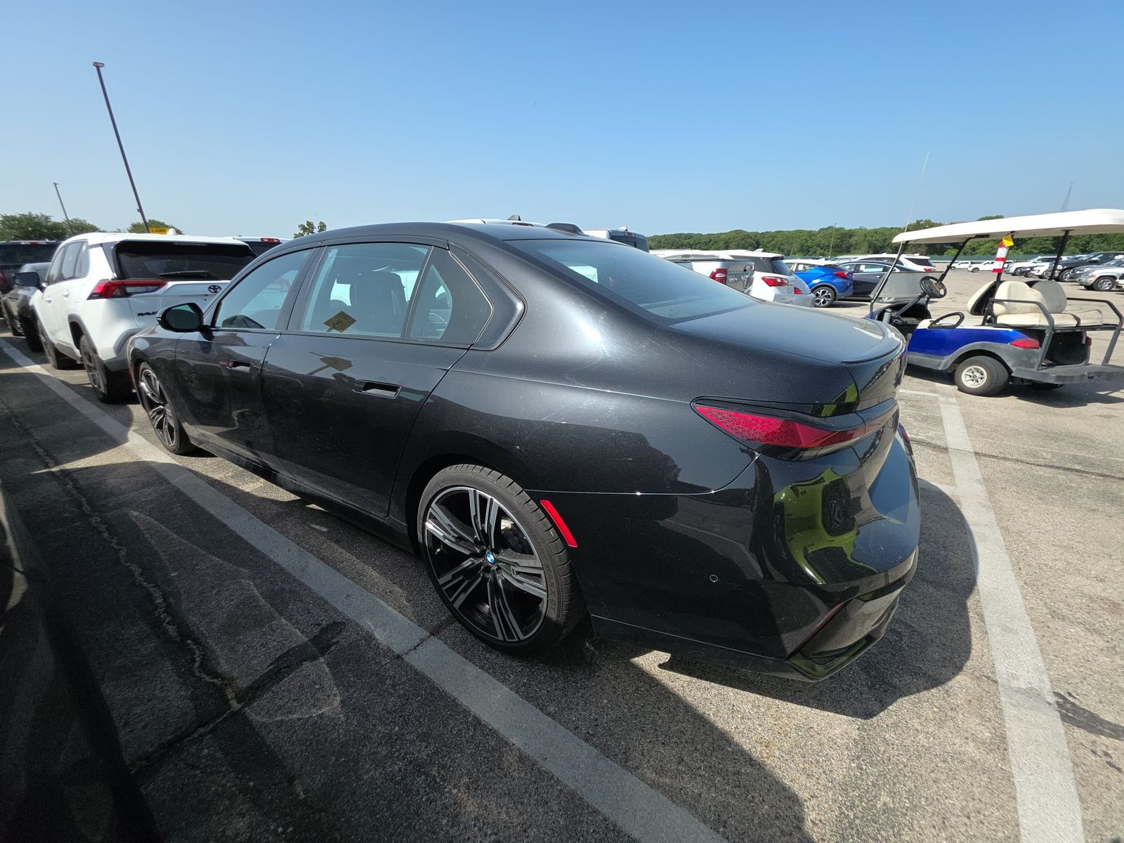 2023 BMW 7 Series 740i RWD