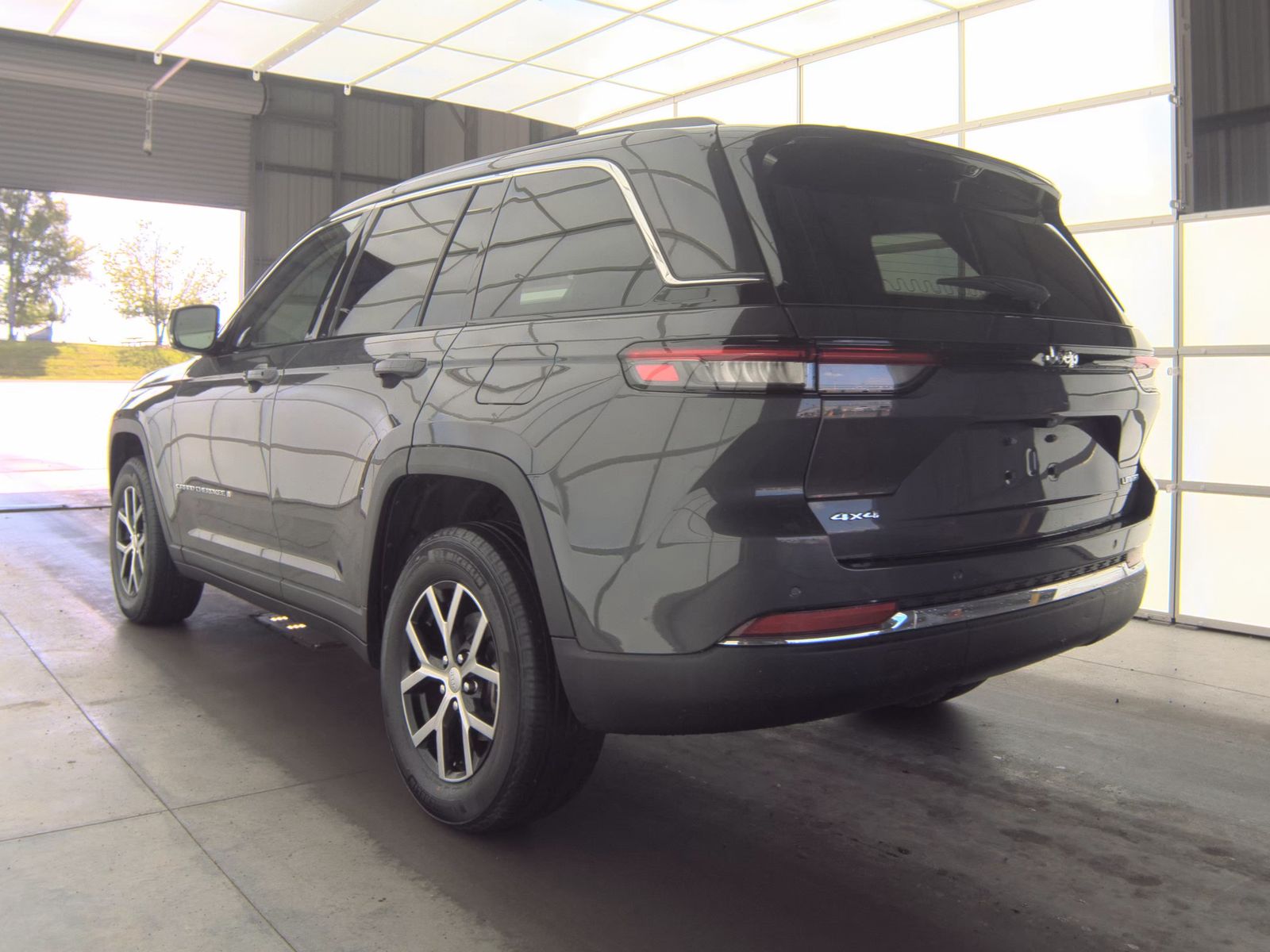 2023 Jeep Grand Cherokee Limited AWD