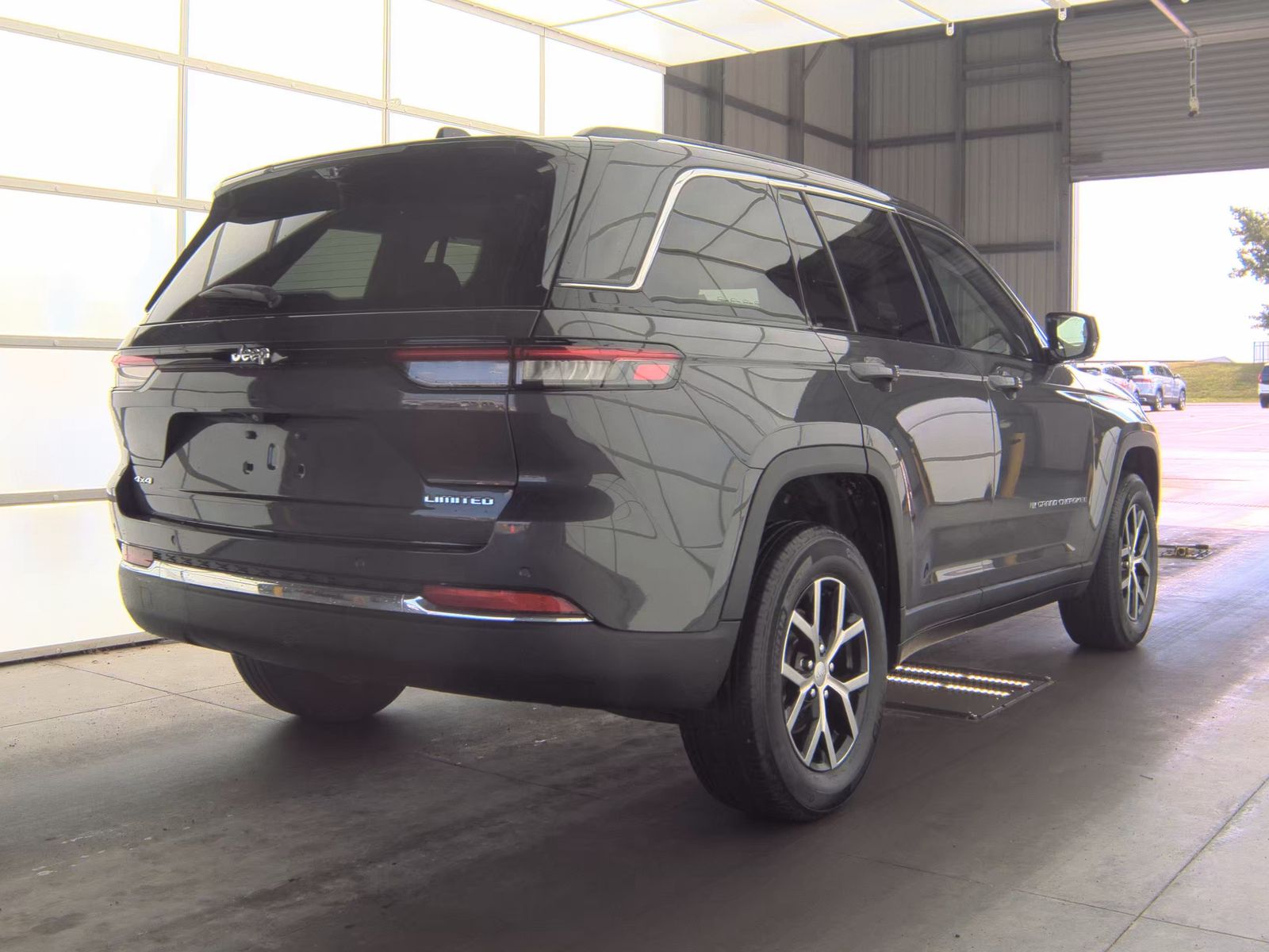 2023 Jeep Grand Cherokee Limited AWD