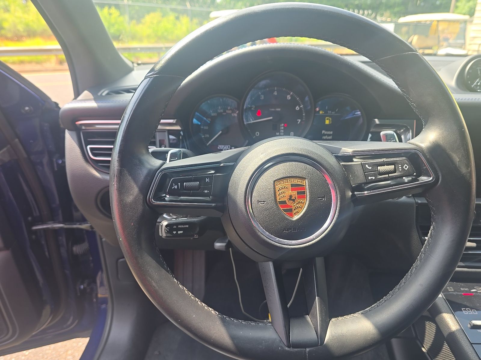 2022 Porsche Macan Base AWD