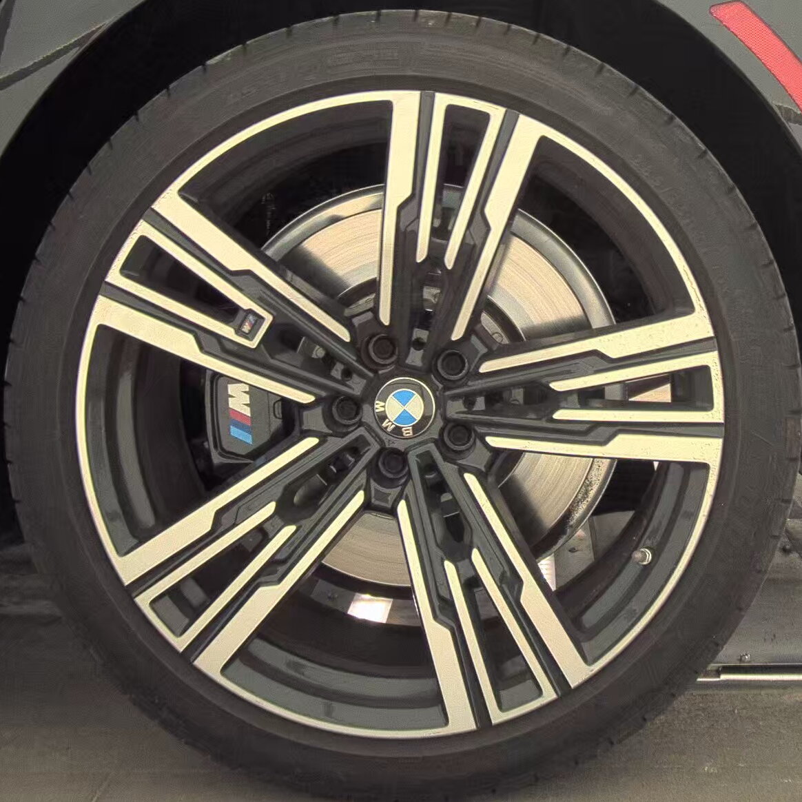 2023 BMW 7 Series 740i RWD