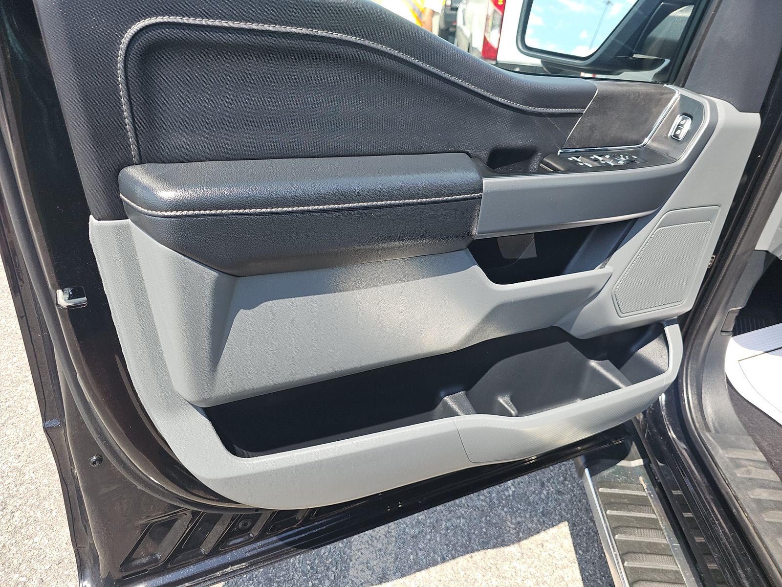 2024 Ford F-150 Hybrid XLT AWD