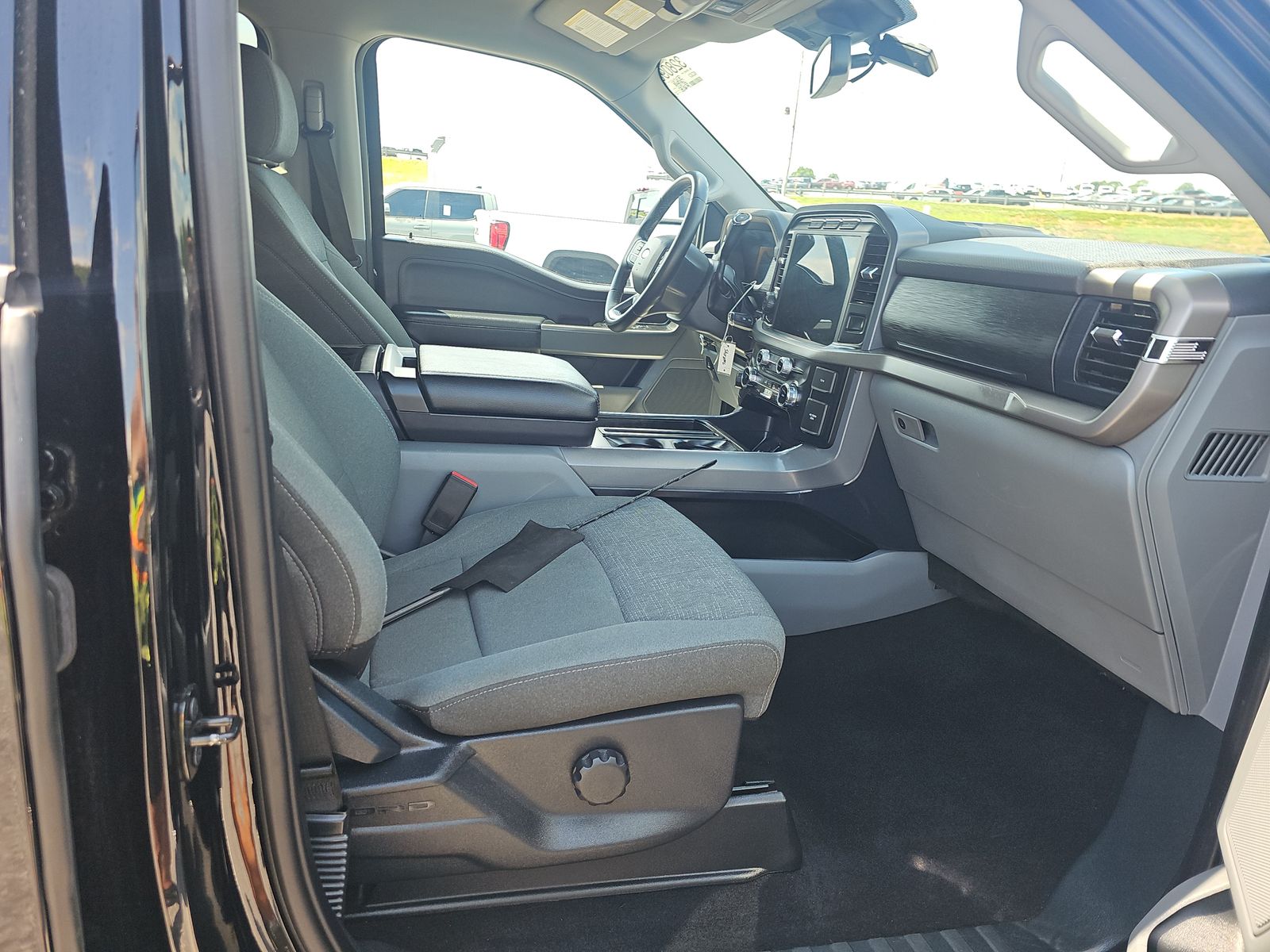 2024 Ford F-150 Hybrid XLT AWD