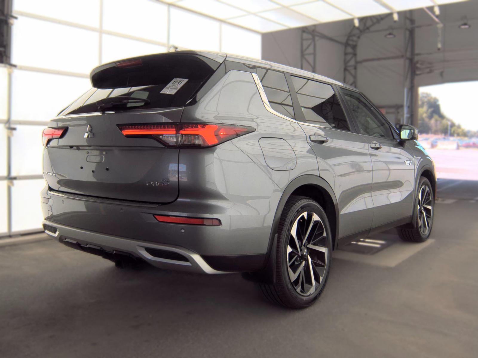2023 Mitsubishi Outlander PHEV SE AWD