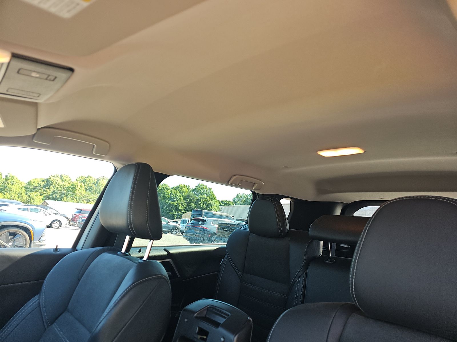 2023 Mitsubishi Outlander PHEV SE AWD