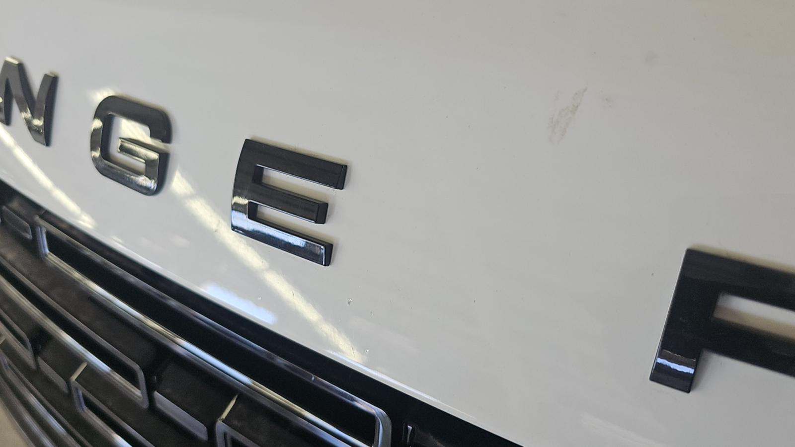 2025 Land Rover Range Rover Velar Dynamic SE AWD