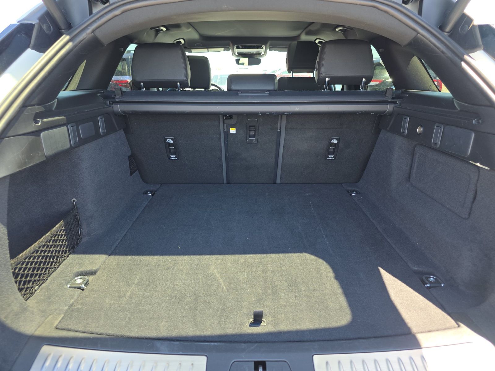 2025 Land Rover Range Rover Velar Dynamic SE AWD