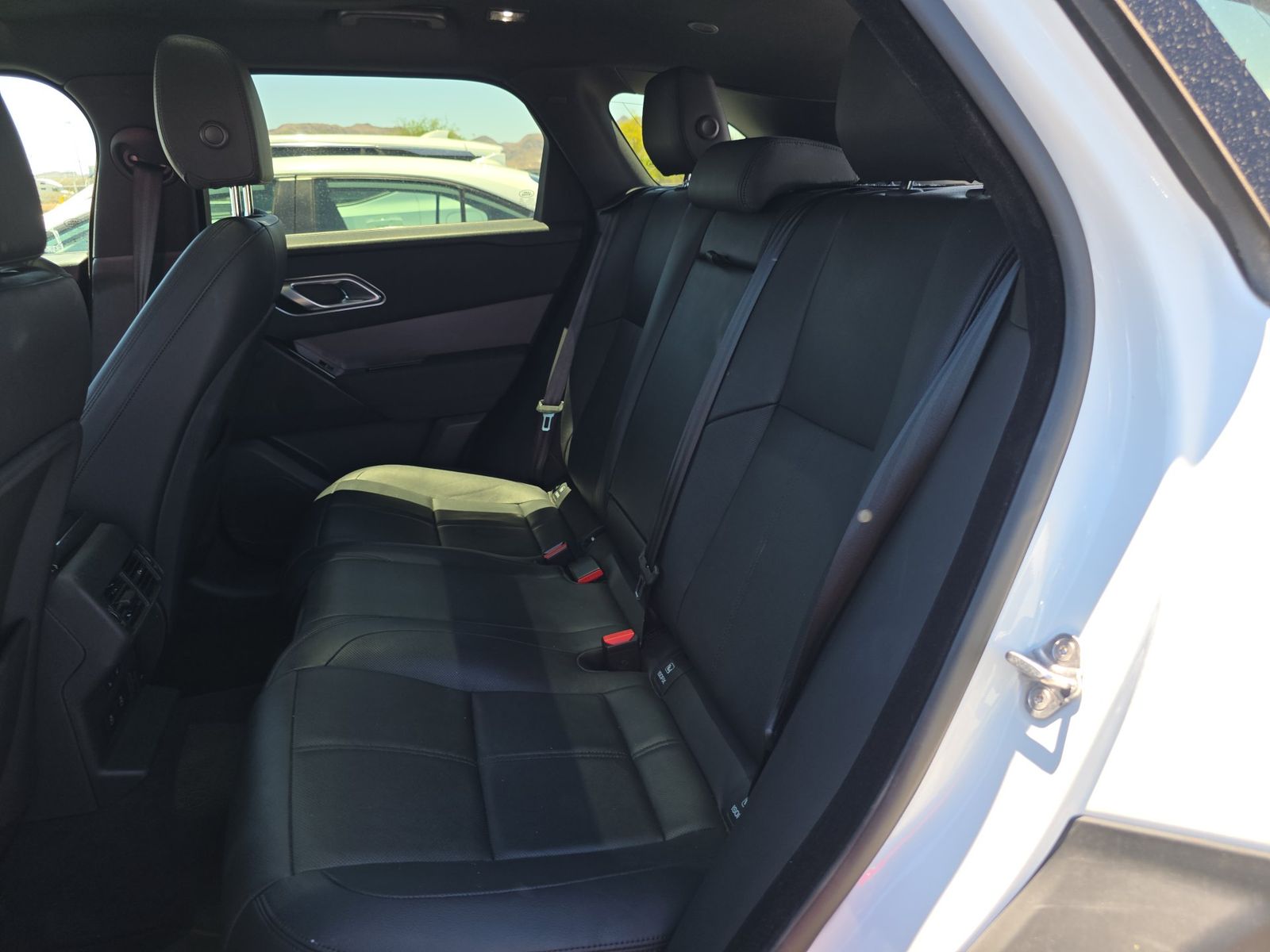 2025 Land Rover Range Rover Velar Dynamic SE AWD