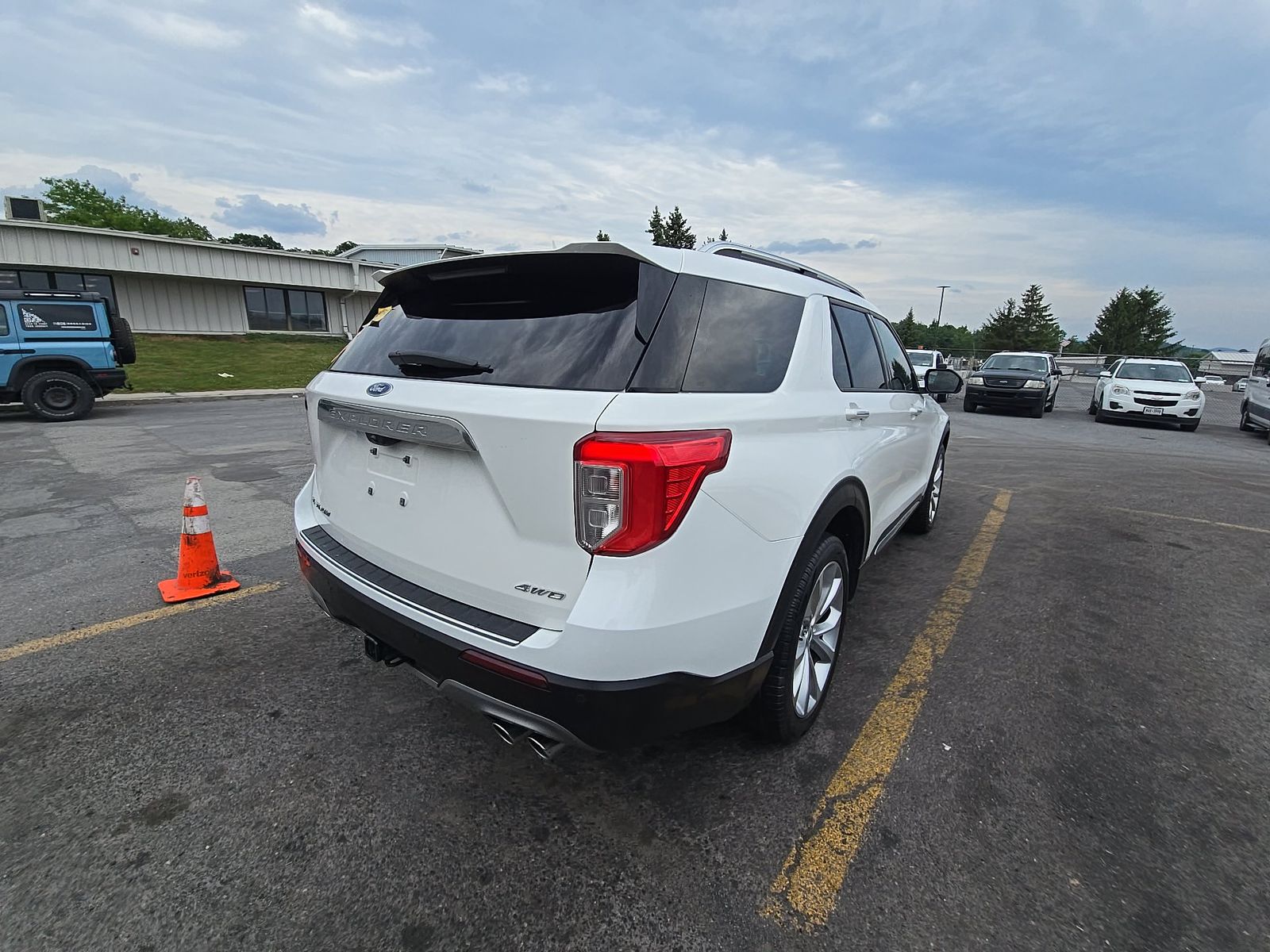 2023 Ford Explorer Platinum AWD