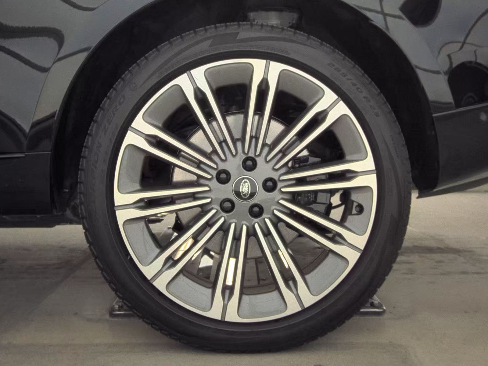 2024 Land Rover Range Rover Autobiography AWD
