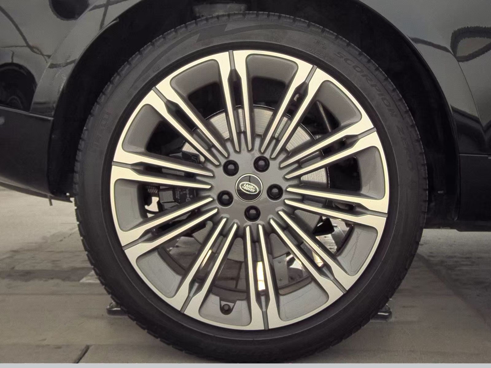 2024 Land Rover Range Rover Autobiography AWD