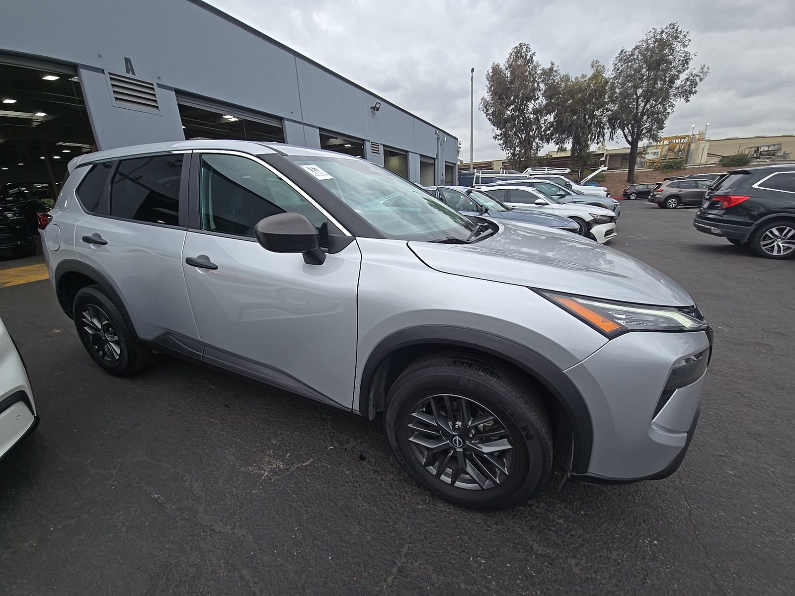 2024 Nissan Rogue S FWD