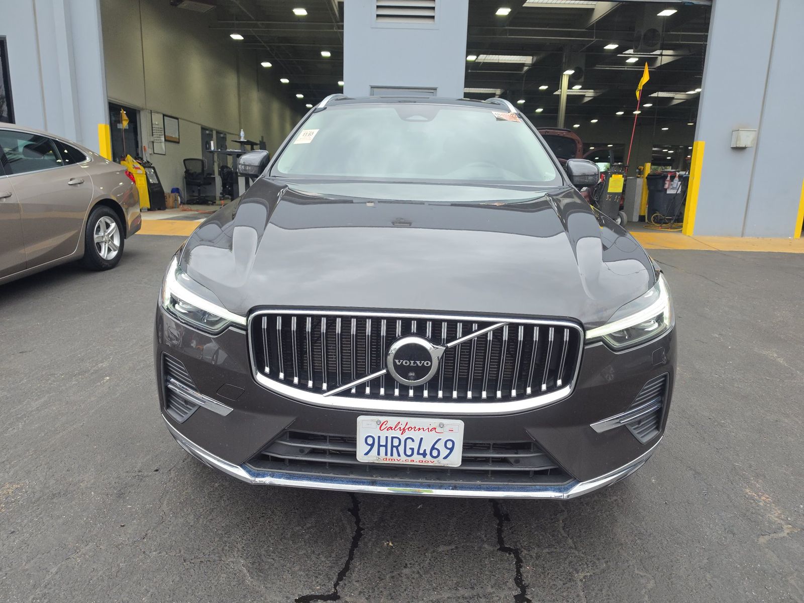 2023 Volvo XC60 B5 Ultimate FWD