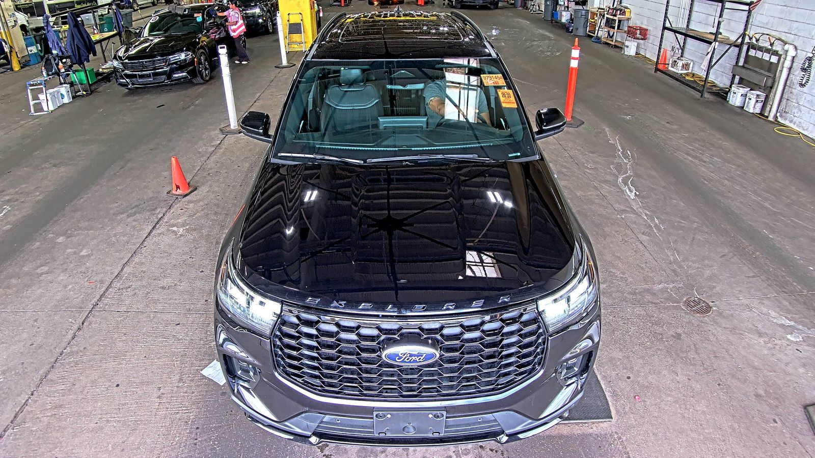2025 Ford Explorer ST-Line AWD