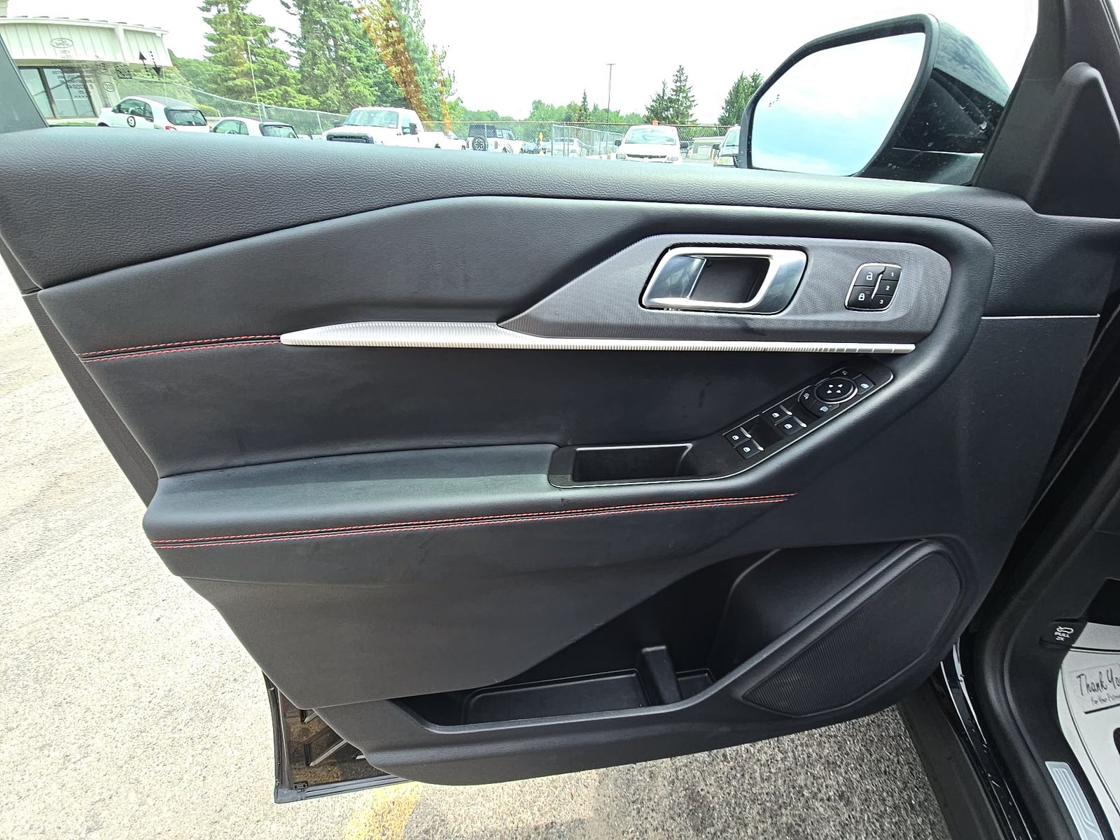 2025 Ford Explorer ST-Line AWD