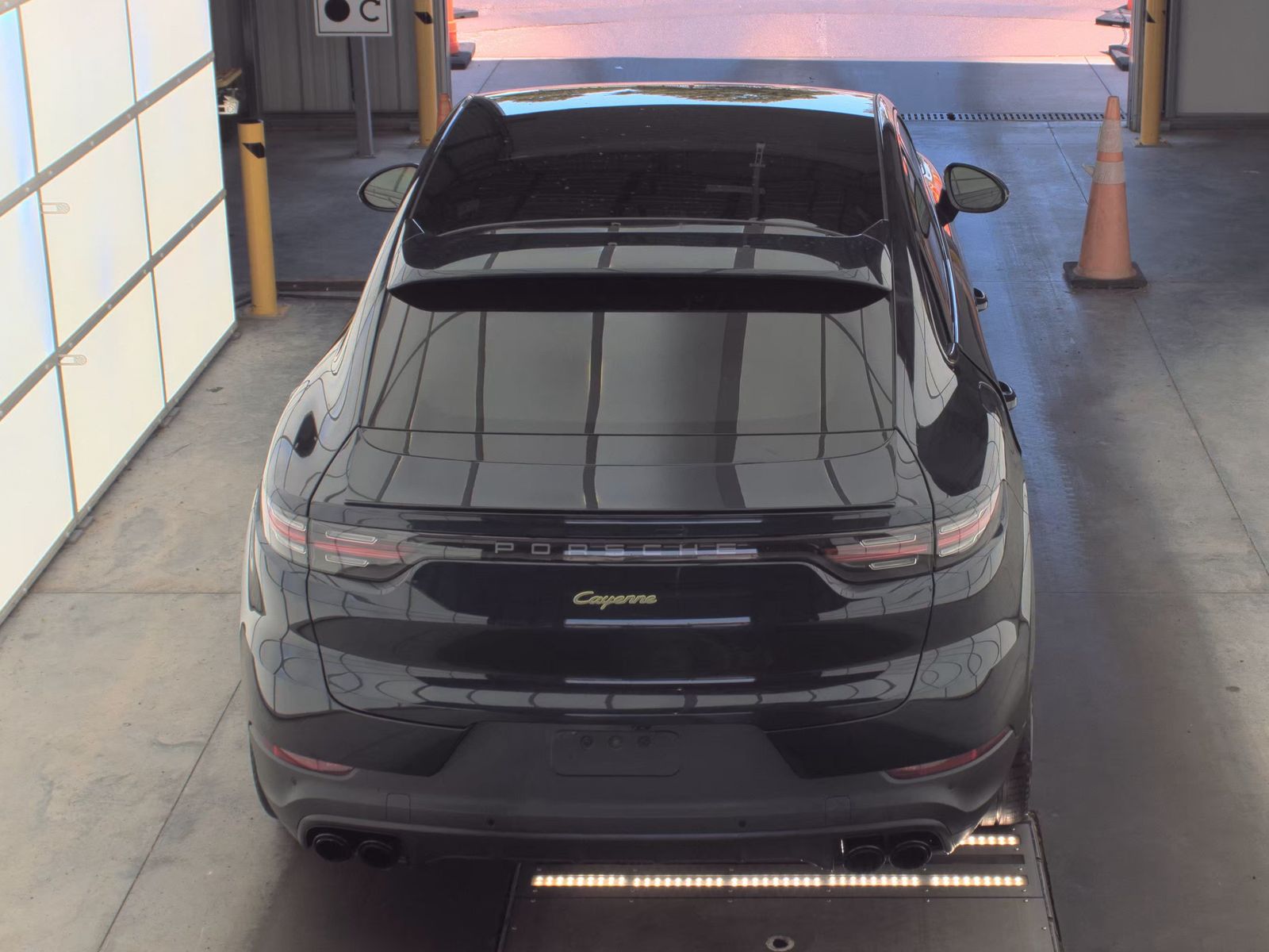 2023 Porsche Cayenne E-Hybrid Platinum Edition AWD