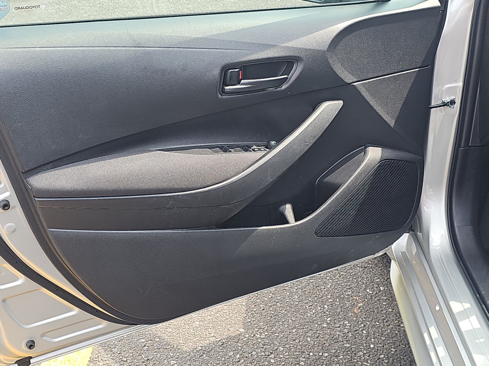 2024 Toyota Corolla LE FWD