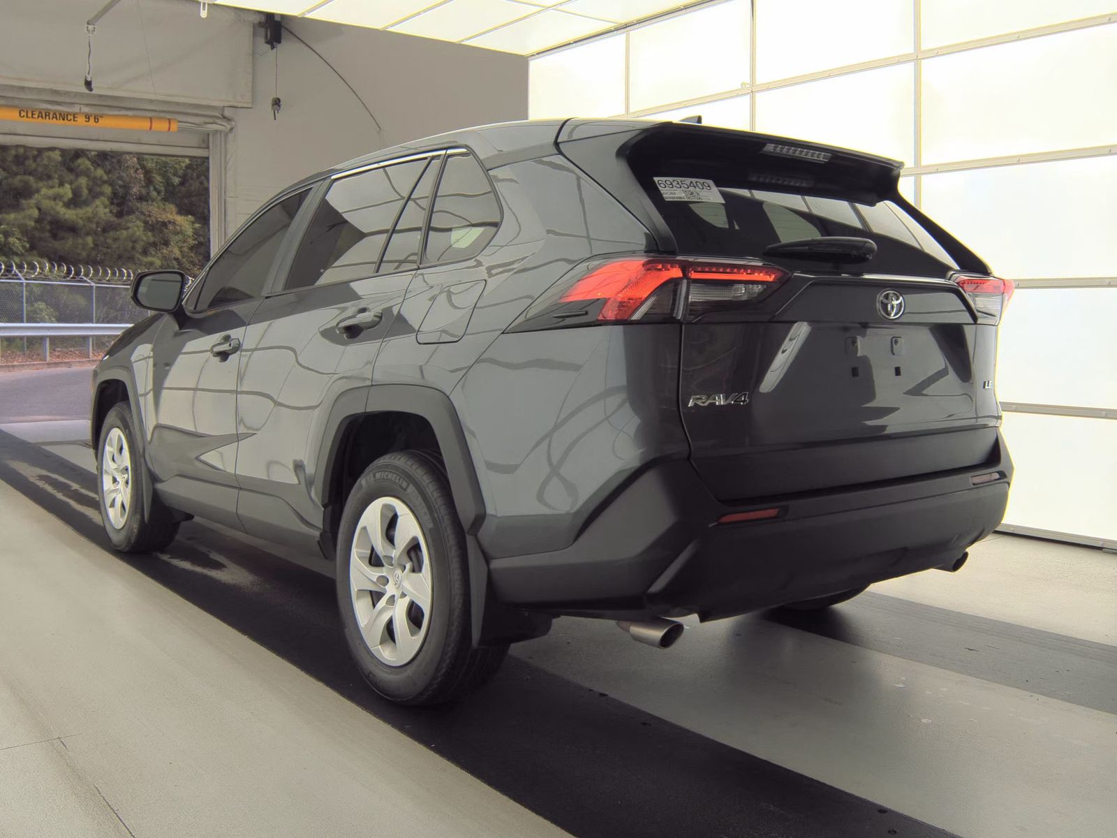 2025 Toyota RAV4 LE FWD