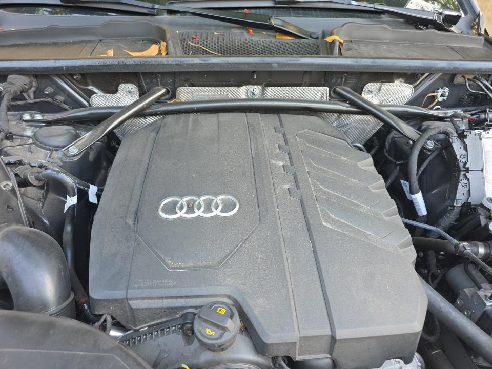 2023 Audi Q5 S line Premium Plus AWD