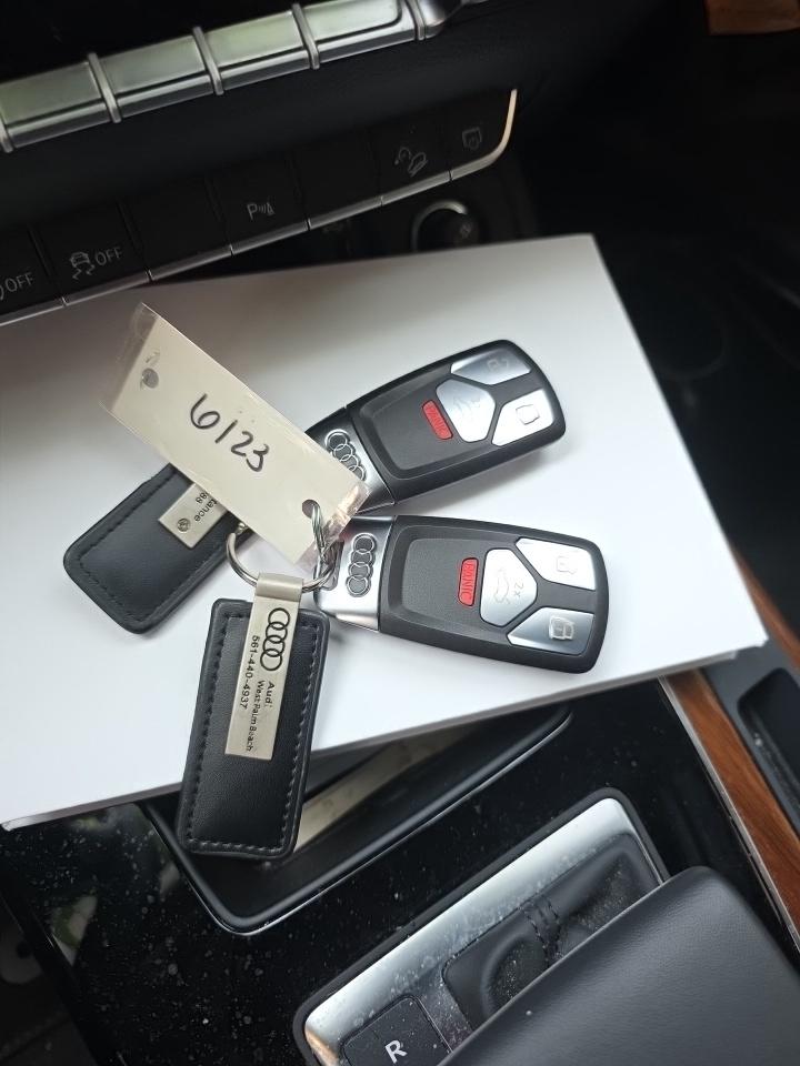 2023 Audi Q5 S line Premium Plus AWD