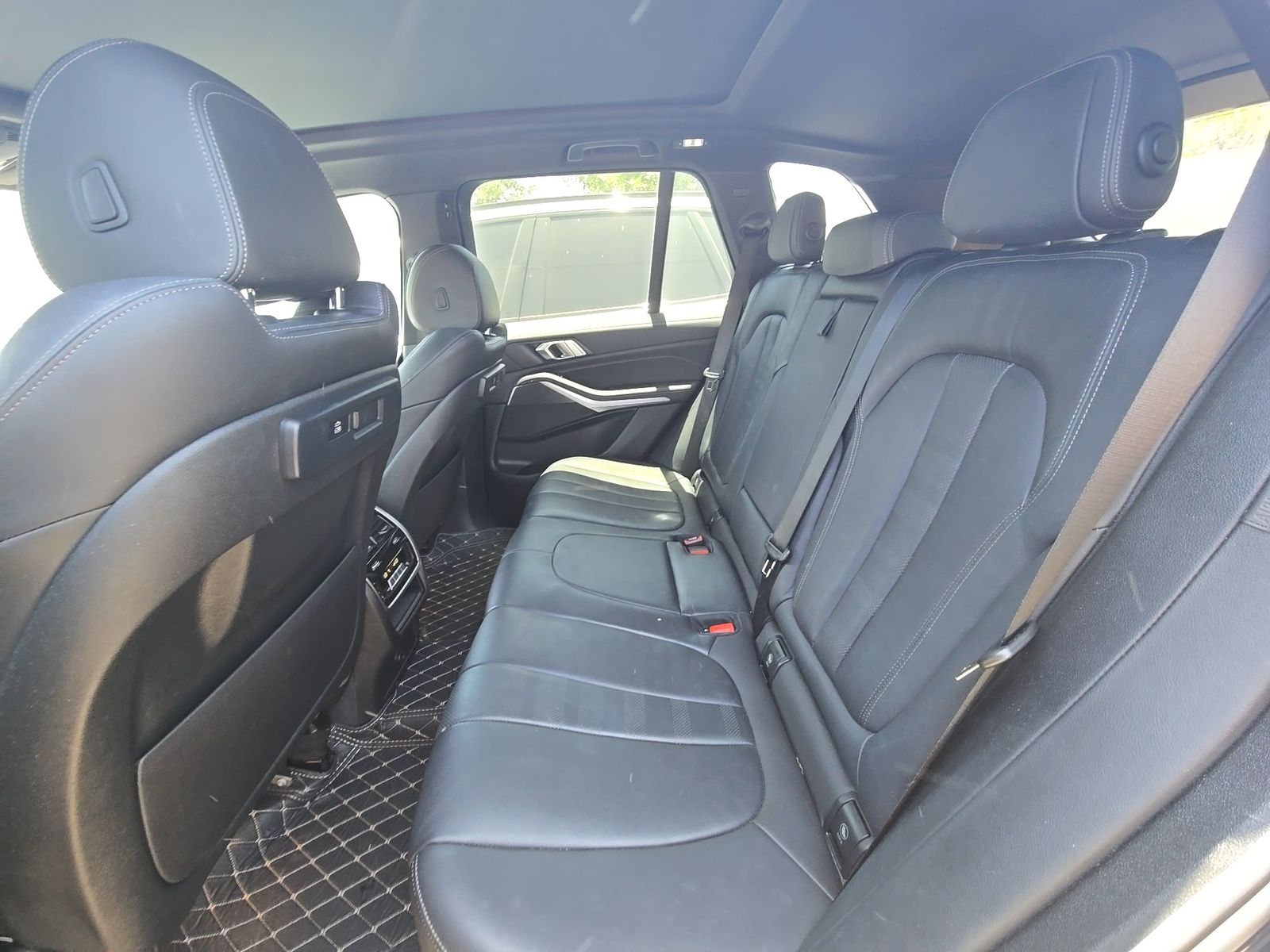 2021 BMW X5 sDrive40i RWD