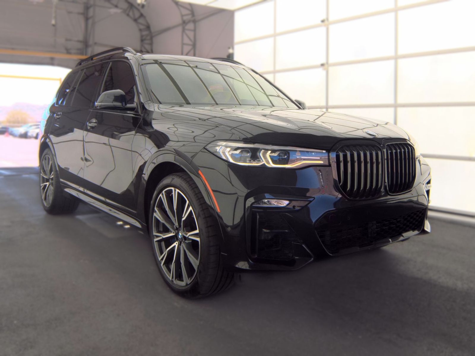 2021 BMW X7 M50i AWD