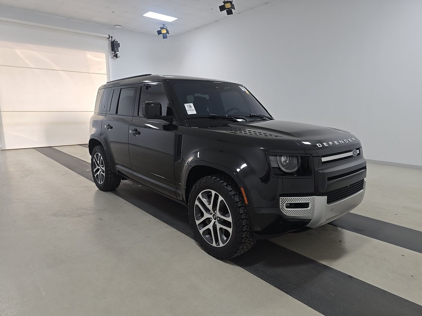 2022 Land Rover Defender 110 XS Edition AWD