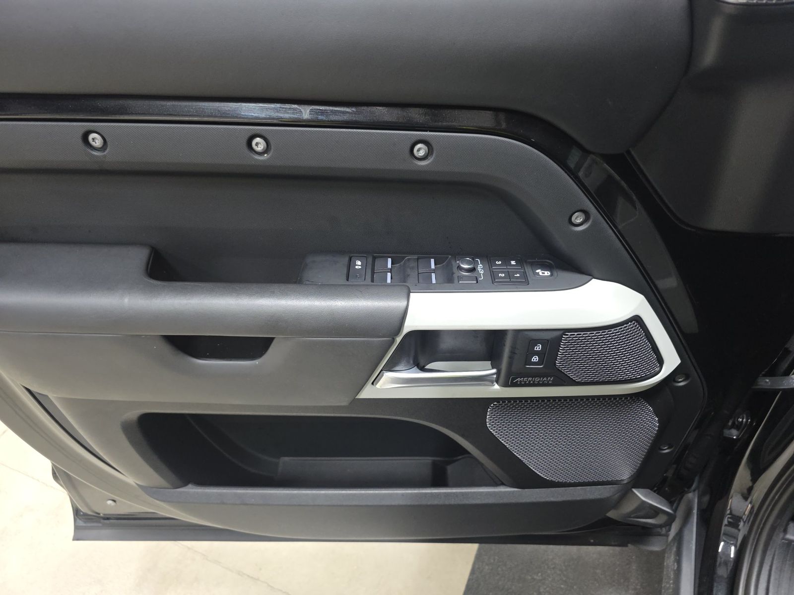 2022 Land Rover Defender 110 XS Edition AWD
