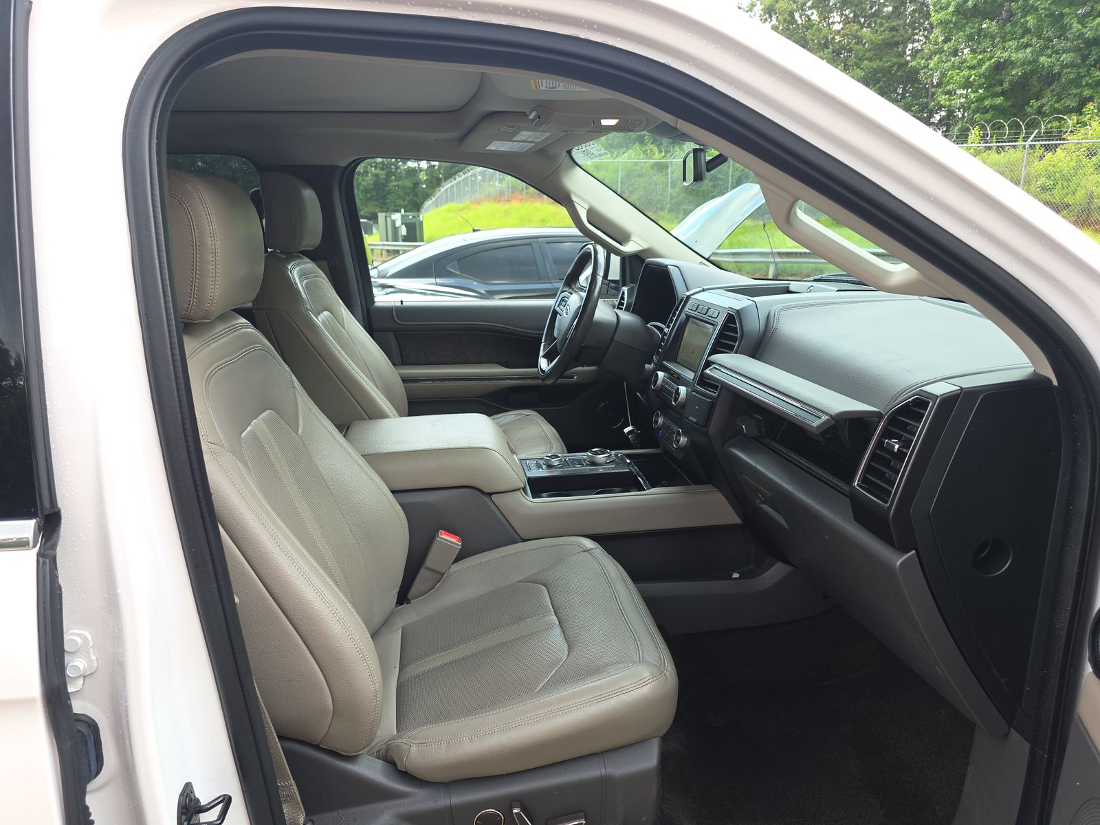 2025 Toyota RAV4 LE FWD