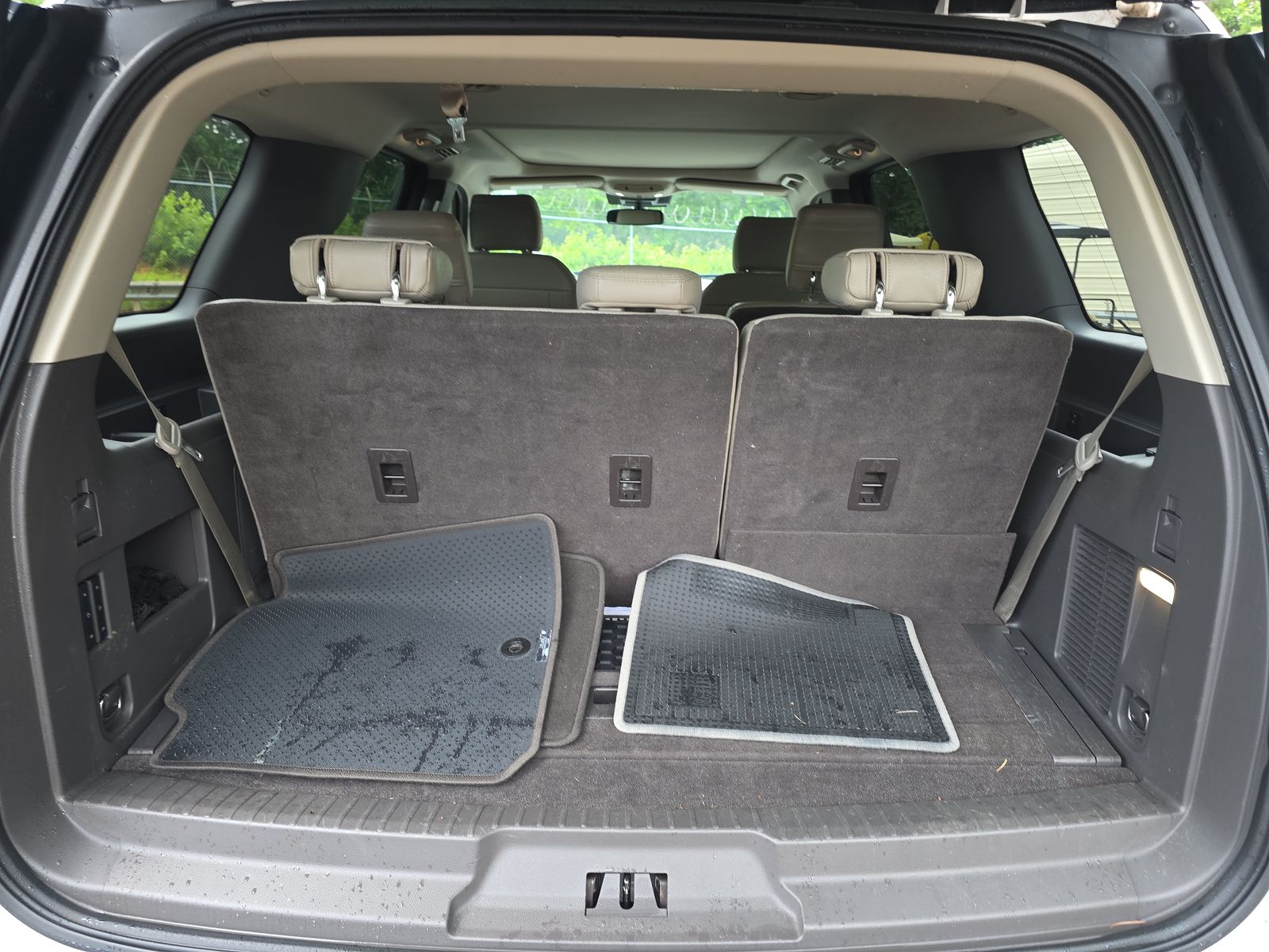 2025 Toyota RAV4 LE FWD