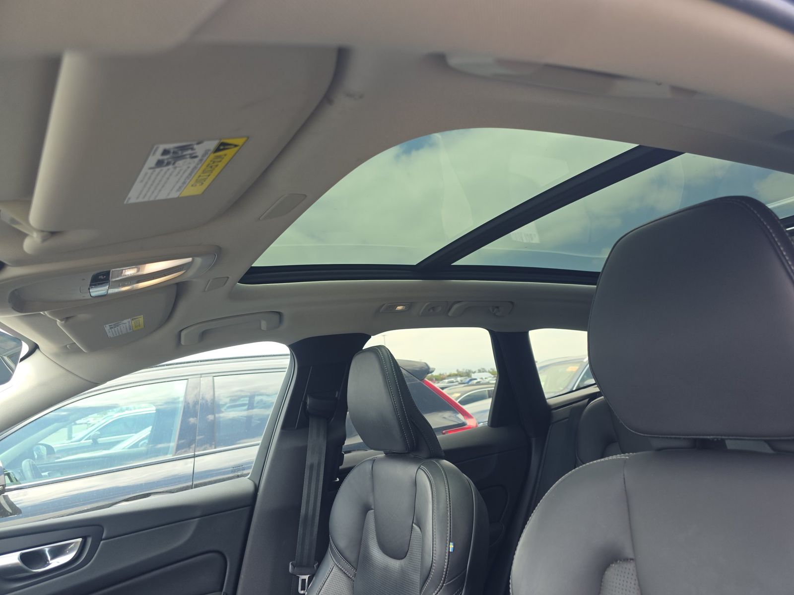 2023 Volvo XC60 B5 Ultimate FWD