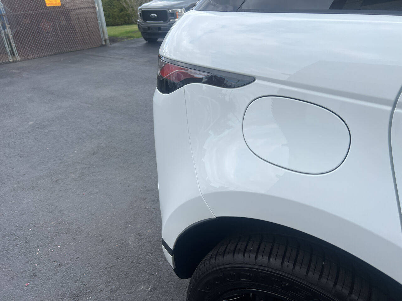2023 Land Rover Range Rover Evoque SE AWD