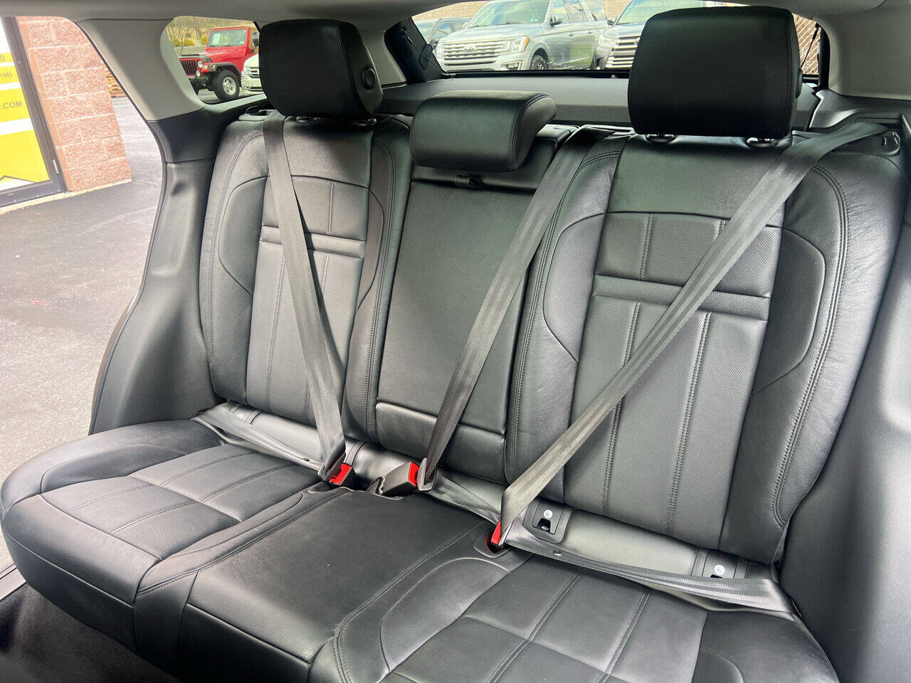 2023 Land Rover Range Rover Evoque SE AWD