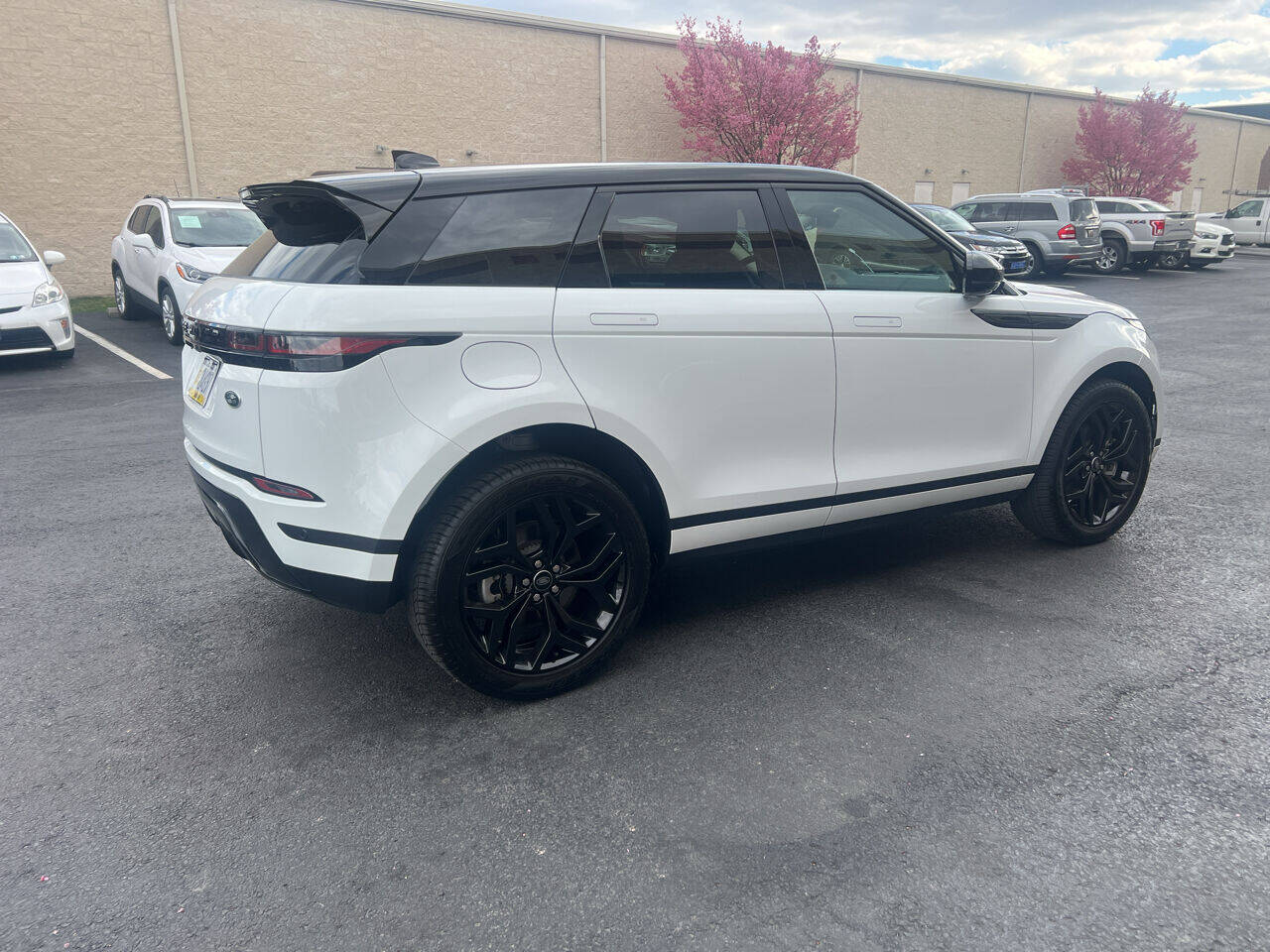 2023 Land Rover Range Rover Evoque SE AWD