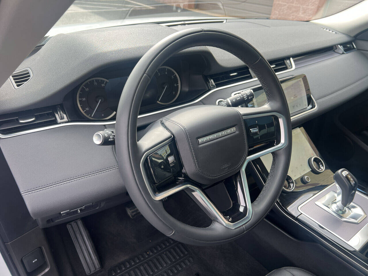 2023 Land Rover Range Rover Evoque SE AWD
