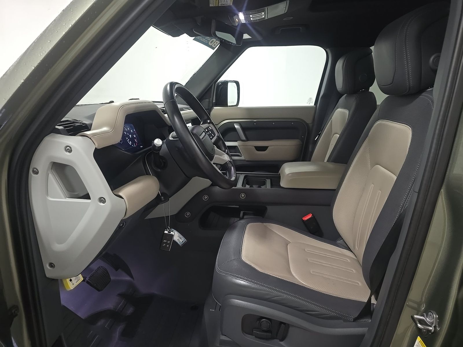 2021 Land Rover Defender 110 X-Dynamic HSE FWD