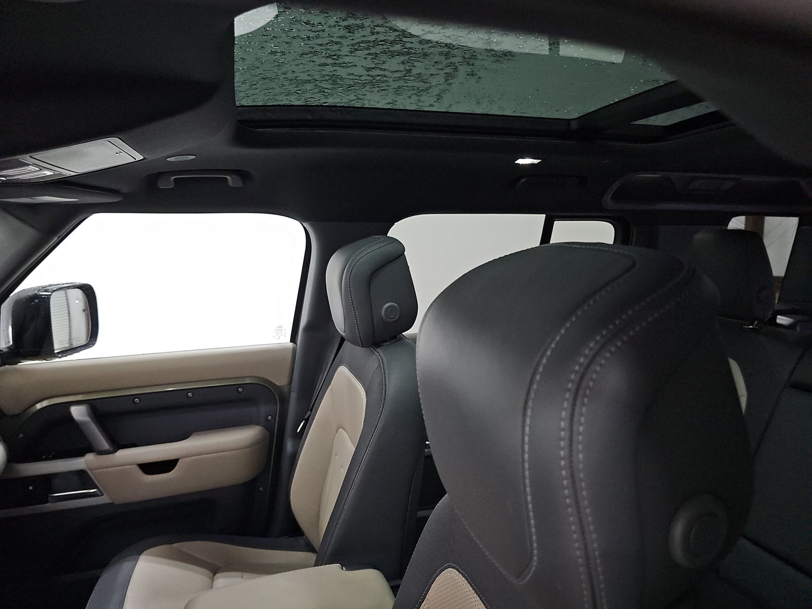 2021 Land Rover Defender 110 X-Dynamic HSE FWD