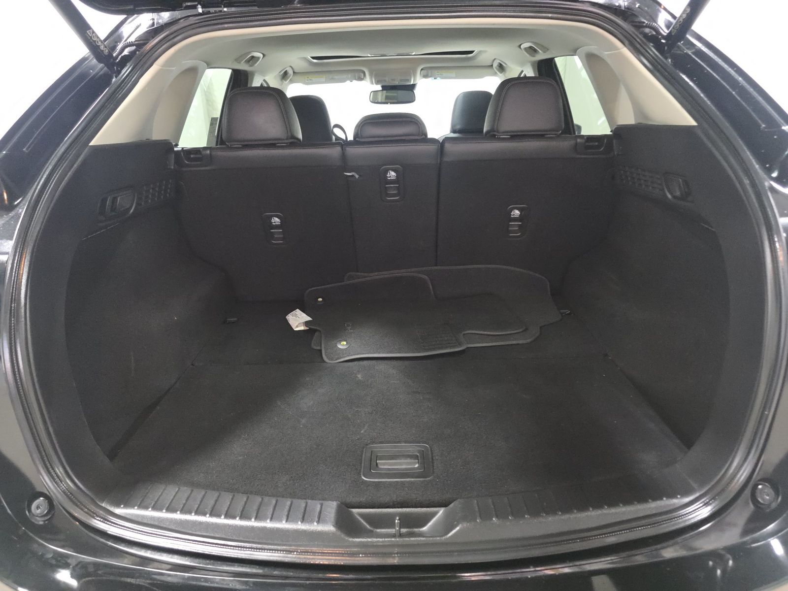 2023 MAZDA CX-5 2.5 S Preferred Package AWD