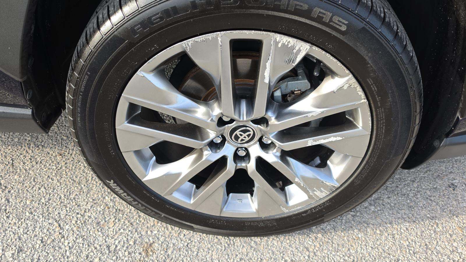 2022 Toyota RAV4 XLE Premium FWD