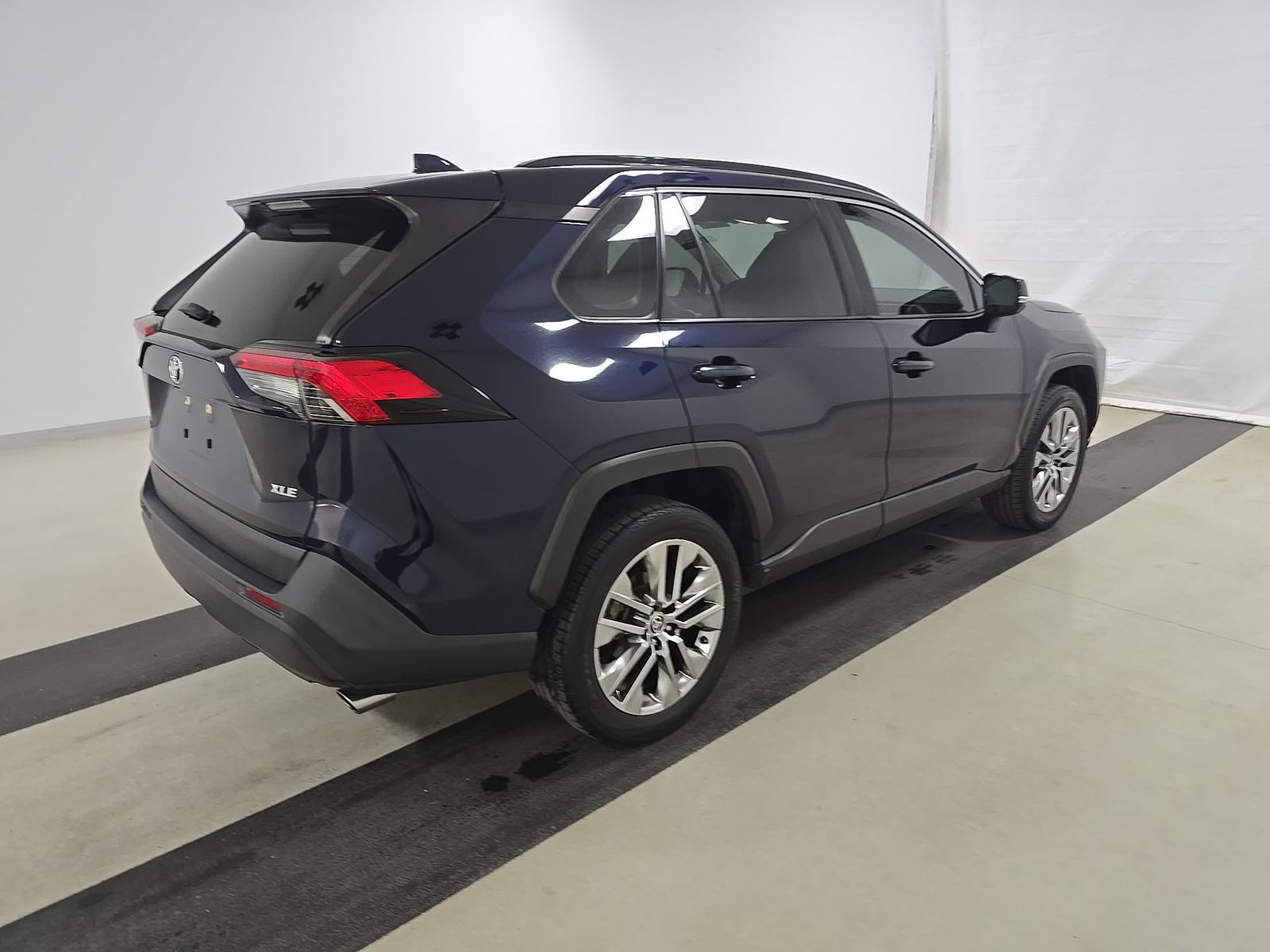 2022 Toyota RAV4 XLE Premium FWD